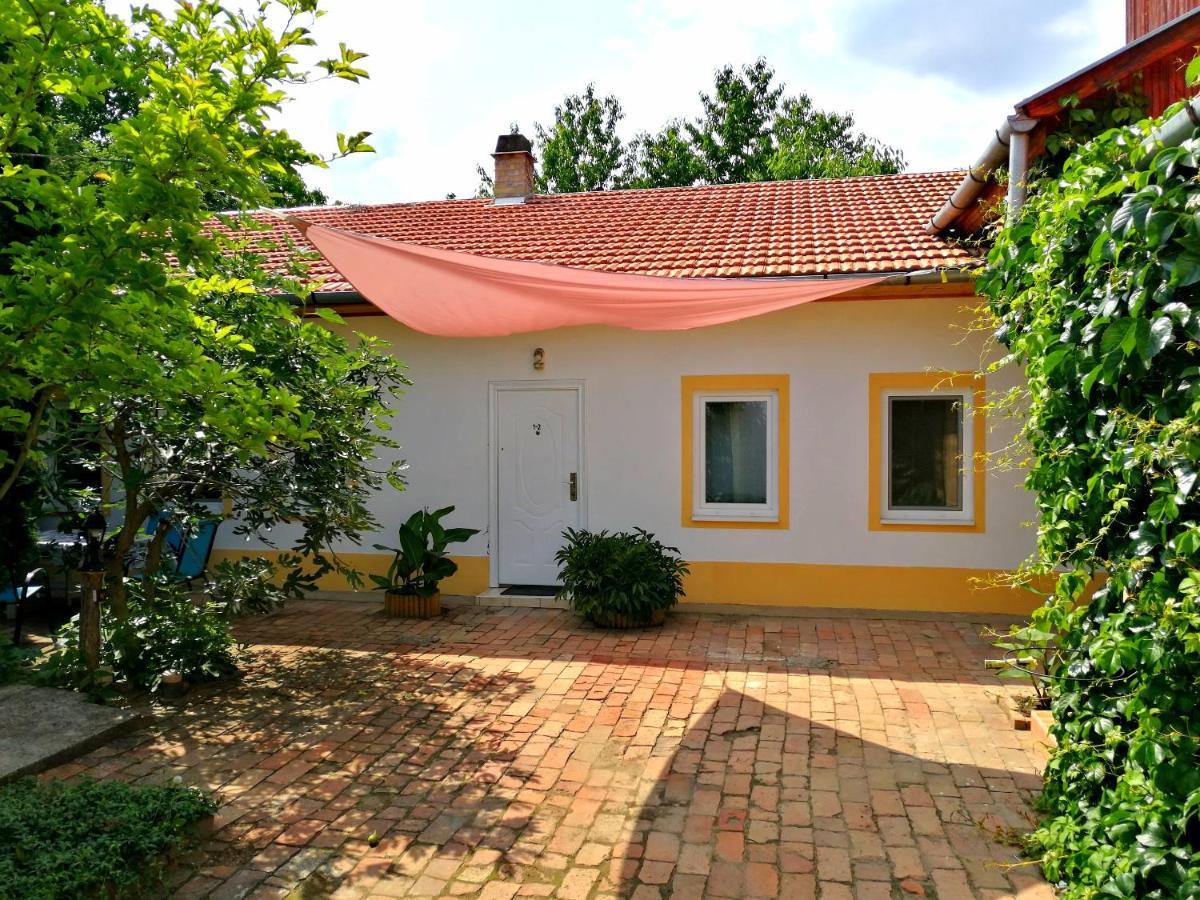 Brindza Vendeghaz Hotel Szeged Exterior photo