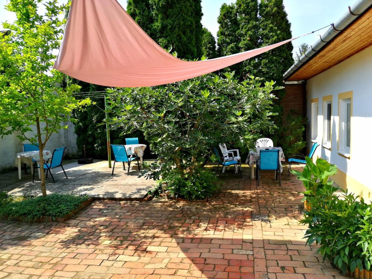 Brindza Vendeghaz Hotel Szeged Exterior photo